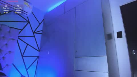 independent model online show from 03.19.26