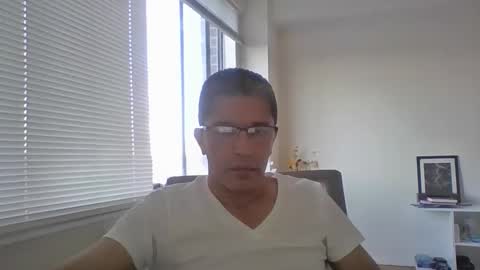 Snapshot of juanearth1 chatting on 02.13.26 juanearth1 online show from 02.13.26