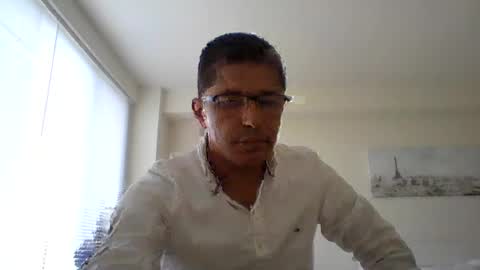 juanearth1 online show from 07.10.26