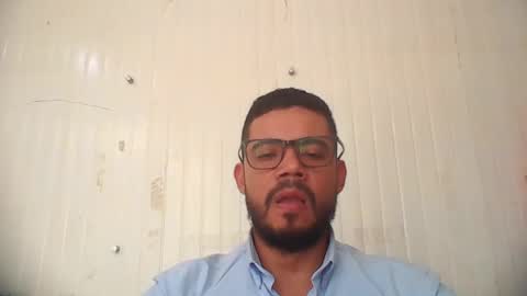 Snapshot of juanfe_style chatting on 10.20.25 juanfe_style online show from 10.20.25