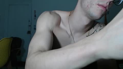 Snapshot of juanisimo_ chatting on 12.30.24 JUANISIMO online show from 12.30.24