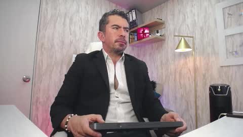 Juan k online show from 03.03.26