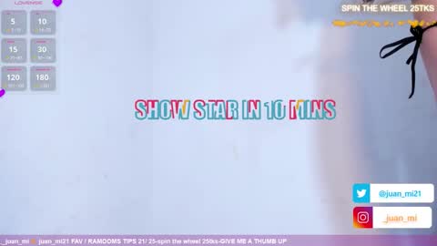 Snapshot of juanmiiss chatting on 12.21.25 Juan Miguel online show from 12.21.25