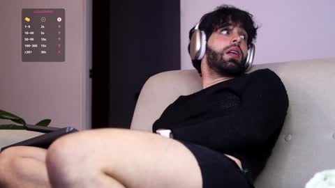 Snapshot of juanrizzo chatting on 02.26.25 Juan online show from 02.26.25