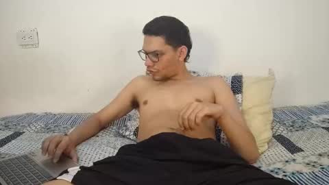 juansuarez204 online show from 05.24.26