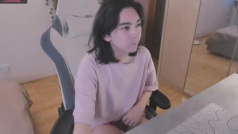 Snapshot of judame_aoi chatting on 11.30.25 Aoi online show from 11.30.25