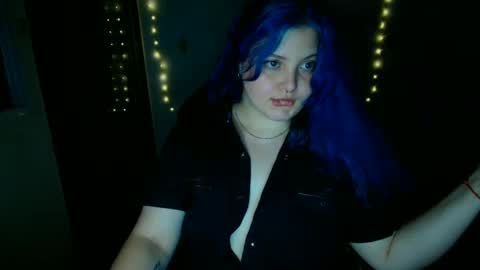 Judithamelia online show from 01.16.25
