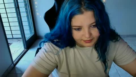 Judithamelia online show from 01.17.25