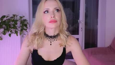 Goddess Julia online show from 09.21.25