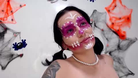 Sisi online show from 10.14.25