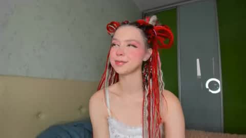 Snapshot of juicecute chatting on 10.23.25 Sally online show from 10.23.25