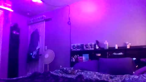 Juiceepawwg420 online show from 06.08.26