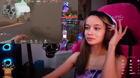 Snapshot of juicy___angel chatting on 01.11.25 Angelina online show from 01.11.25