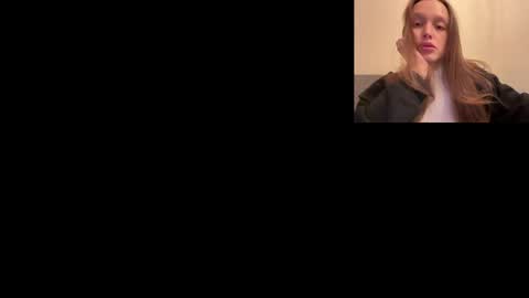 Snapshot of juicy_angels chatting on 05.27.26 alexa online show from 05.27.26