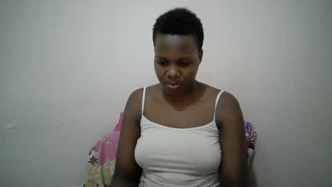 juicy_bella2 online show from 09.17.25