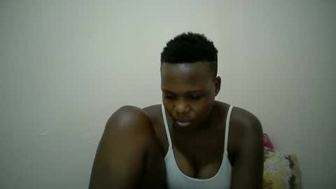 juicy_bella2 online show from 09.30.25