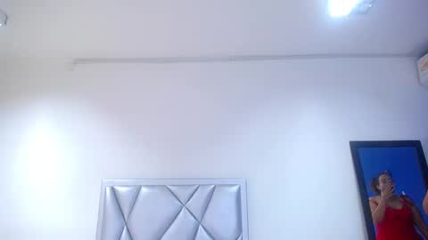 Snapshot of juicy_bignipples18 chatting on 01.17.25 juicy_bignipples18 online show from 01.17.25