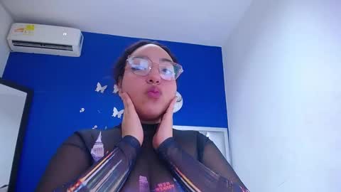 Snapshot of juicy_bignipples18 chatting on 01.24.25 juicy_bignipples18 online show from 01.24.25