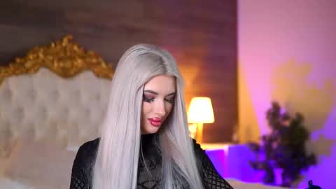 Snapshot of juicy_jessye chatting on 02.22.25 Jessye online show from 02.22.25
