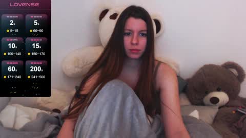 laura online show from 12.22.24
