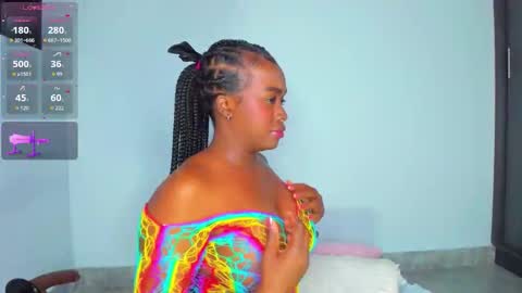 Snapshot of juicy_sky chatting on 02.12.26 Your Paradise online show from 02.12.26