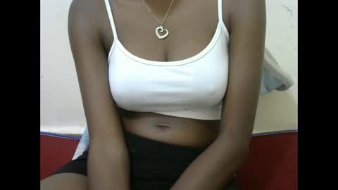 juicyebonitaa online show from 11.29.25