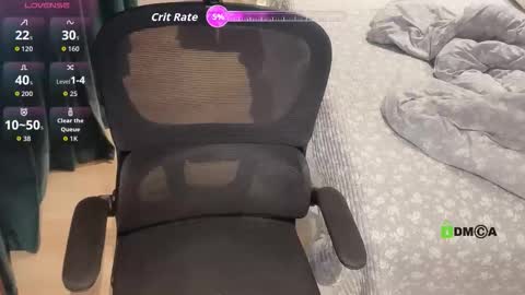 1 online show from 12.01.25