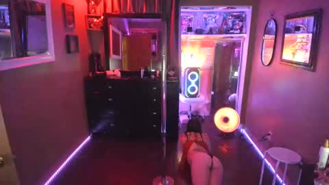 Snapshot of juicyjayxxx69 chatting on 02.14.25 juicyjayxxx69 online show from 02.14.25