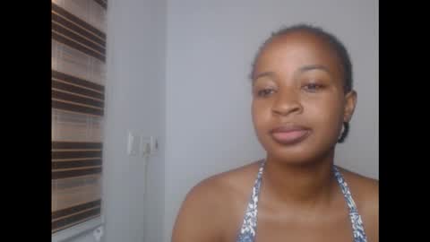 Snapshot of juicykinkx chatting on 10.11.25 juicykinkx online show from 10.11.25