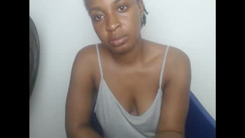 Snapshot of juicykinkx chatting on 10.22.25 juicykinkx online show from 10.22.25