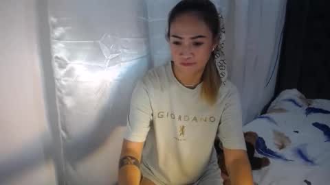 Snapshot of juicyliciousgirl chatting on 02.18.26 Den online show from 02.18.26