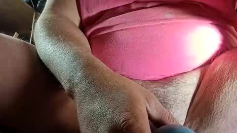 juicyweiner online show from 10.27.25