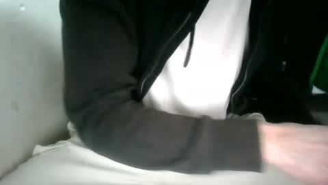 Snapshot of juju78juju chatting on 02.20.25 juju78juju online show from 02.20.25