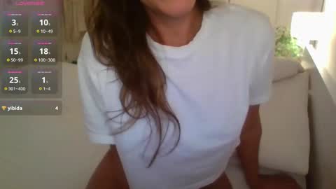 Snapshot of jujubaeu chatting on 12.23.24 Juju online show from 12.23.24