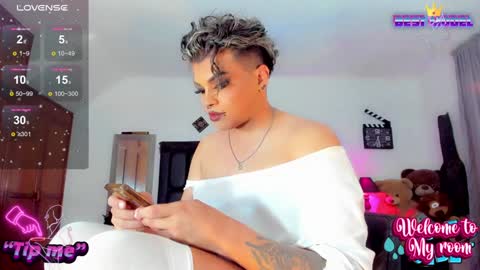 Jujubee online show from 01.09.25