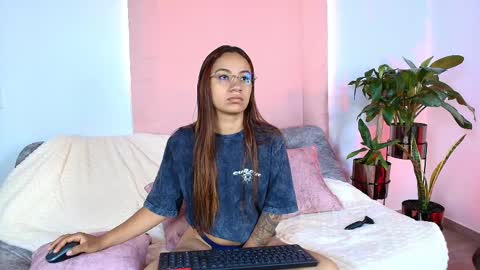 Jules and Gia online show from 09.17.25