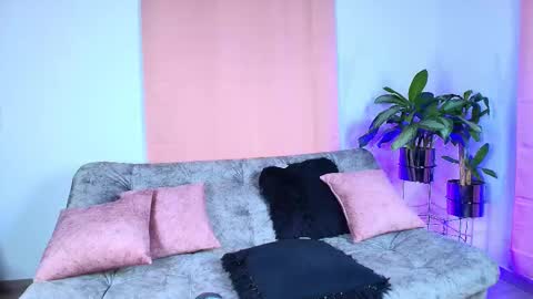 Jules and Gia online show from 10.09.25