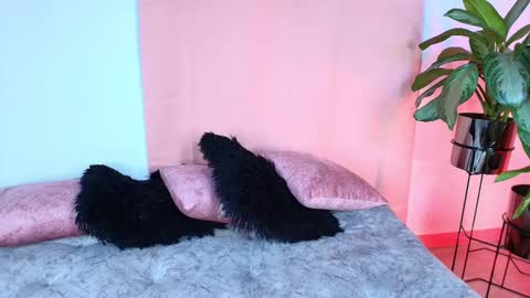 Jules and Gia online show from 10.15.25