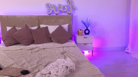 Jules Nightt online show from 03.20.26