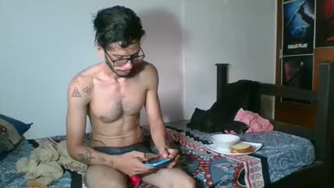 Snapshot of julfigo chatting on 12.07.24 Julfigo online show from 12.07.24