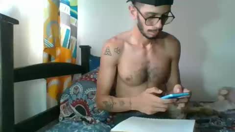 Snapshot of julfigo chatting on 01.14.25 Julfigo online show from 01.14.25