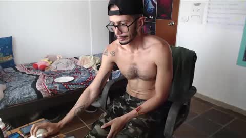 Snapshot of julfigo chatting on 01.17.25 Julfigo online show from 01.17.25