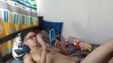 Snapshot of julfigo chatting on 01.19.25 Julfigo online show from 01.19.25