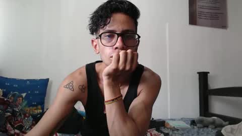 Snapshot of julfigo chatting on 01.21.25 Julfigo online show from 01.21.25