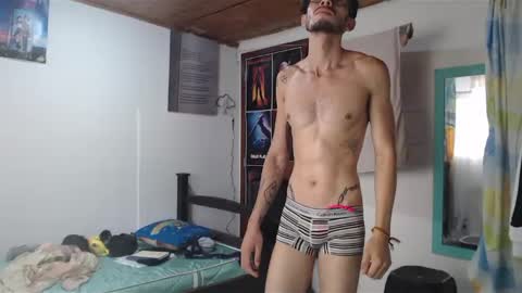 Snapshot of julfigo chatting on 02.17.25 Julfigo online show from 02.17.25