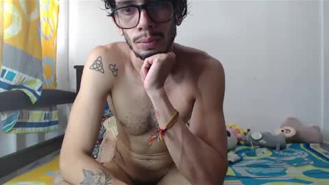 Snapshot of julfigo chatting on 03.07.25 Julfigo online show from 03.07.25