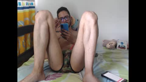 Snapshot of julfigo chatting on 10.24.25 Julfigo online show from 10.24.25