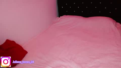  Juliana Torres  online show from 12.27.24