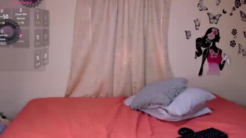 Juli online show from 01.06.25