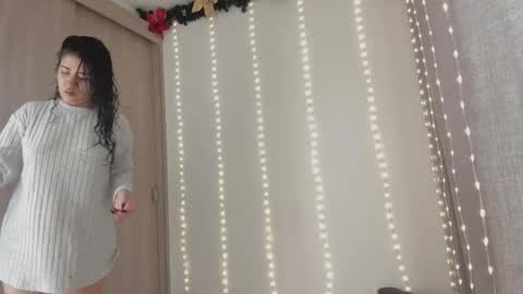 Juli Modelo Independiente online show from 03.06.26